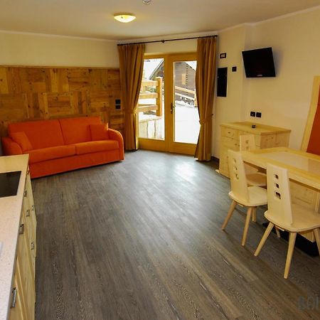 Residence Baita Cusini Livigno Buitenkant foto