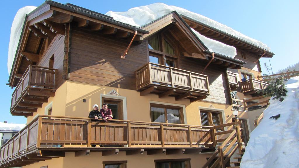Residence Baita Cusini Livigno Buitenkant foto